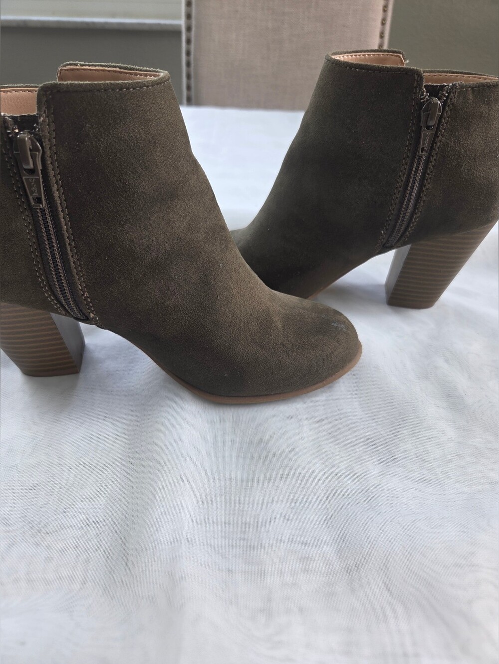 Old Navy Olive Green Faux Suede Ankle Booties with Stacked Heel - Picture 2 of 6
